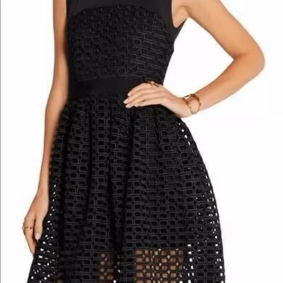 NWT - MAJE RESTANO GUIPURE LACE AND TULLE Dress in Black - Picture 5 of 6